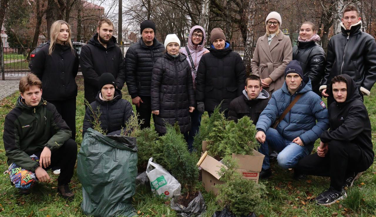 “Зелені технології в дії: створюємо кліматичний сад разом”